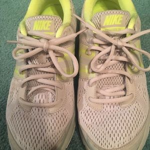 Nike Pegasus 29 Women’s 9.5